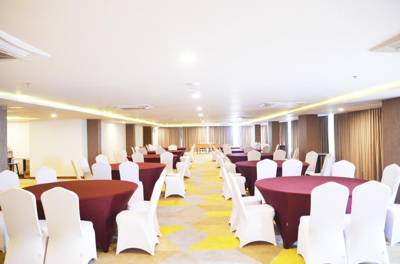 Louis Kienne Hotel Pemuda Semarang Ngoại thất bức ảnh