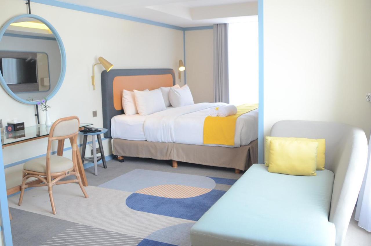Louis Kienne Hotel Pemuda Semarang Ngoại thất bức ảnh