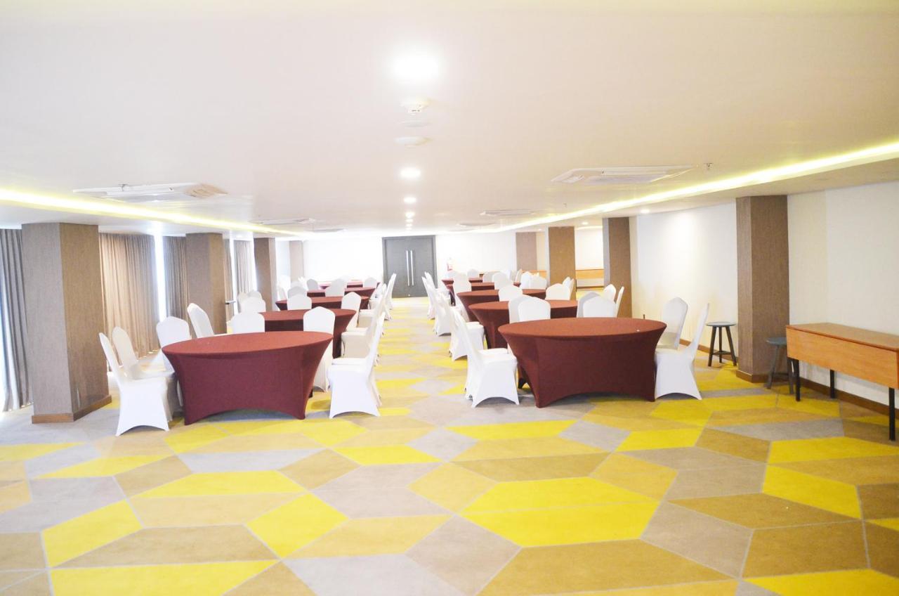 Louis Kienne Hotel Pemuda Semarang Ngoại thất bức ảnh